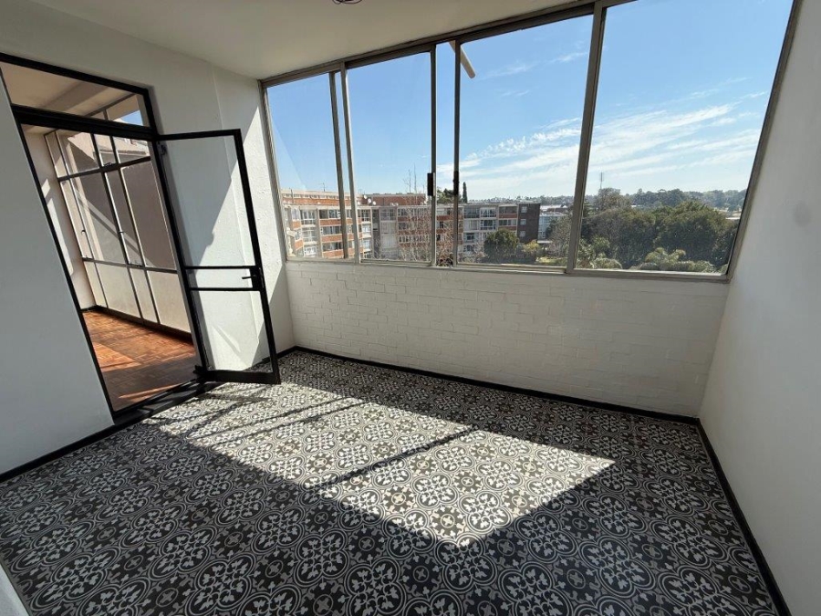 To Let 3 Bedroom Property for Rent in Melrose Gauteng