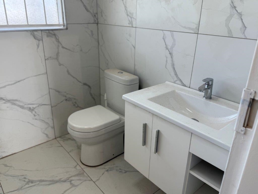To Let 3 Bedroom Property for Rent in Melrose Gauteng