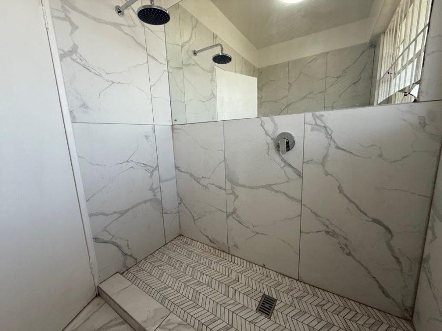 To Let 3 Bedroom Property for Rent in Melrose Gauteng