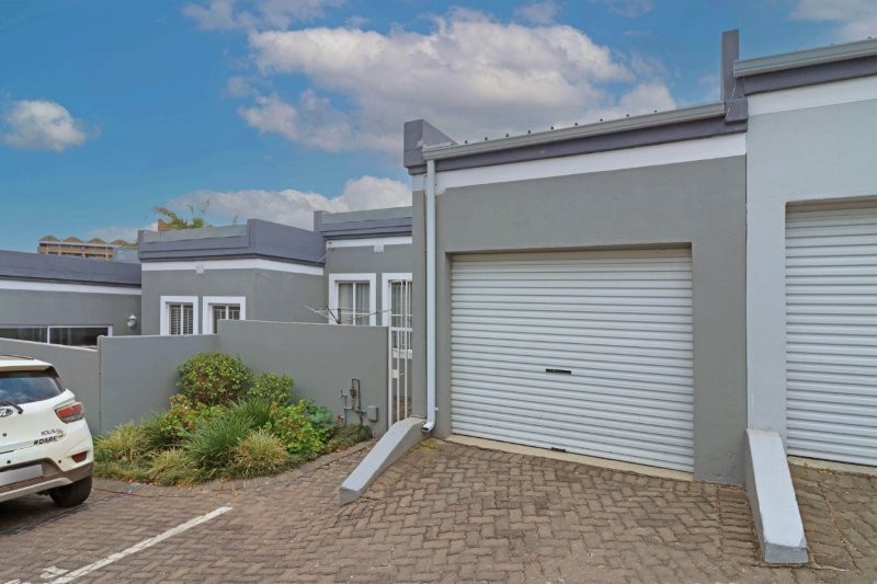 2 Bedroom Property for Sale in President Ridge Gauteng