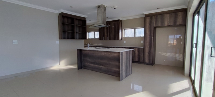 4 Bedroom Property for Sale in Eldoraigne Gauteng