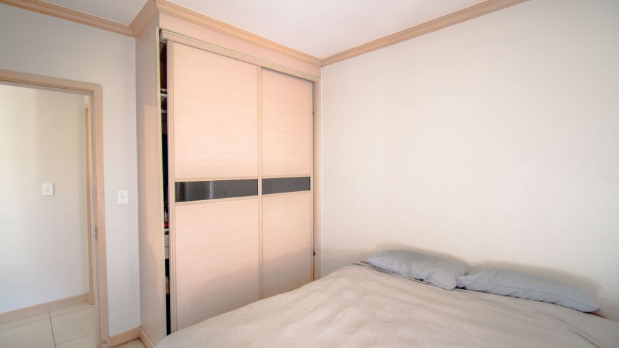 1 Bedroom Property for Sale in Noordwyk Gauteng