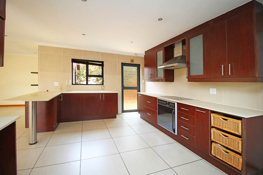 3 Bedroom Property for Sale in Greenstone Hill Gauteng