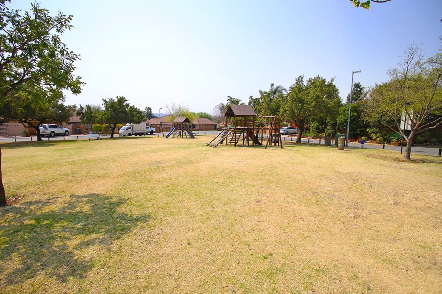3 Bedroom Property for Sale in Greenstone Hill Gauteng