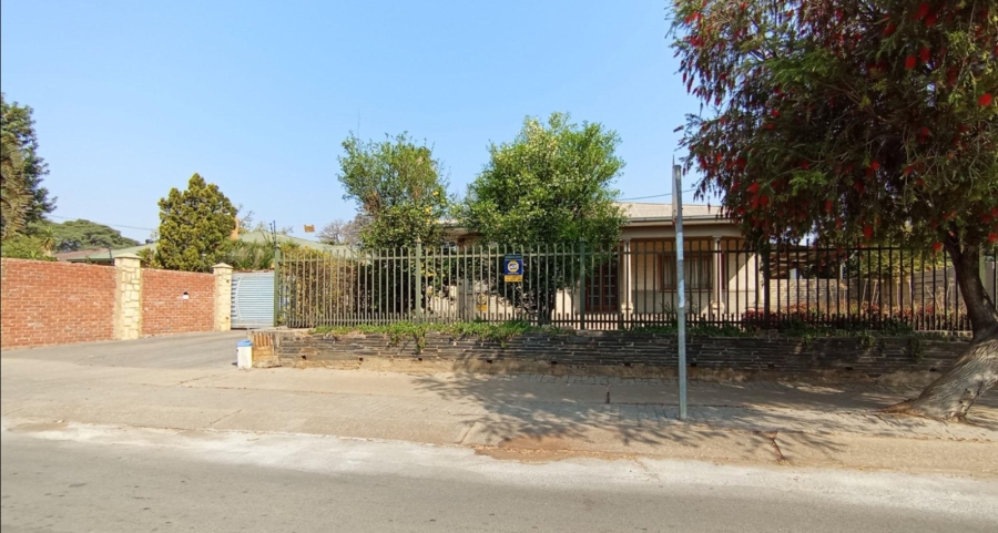 3 Bedroom Property for Sale in Capital Park Gauteng
