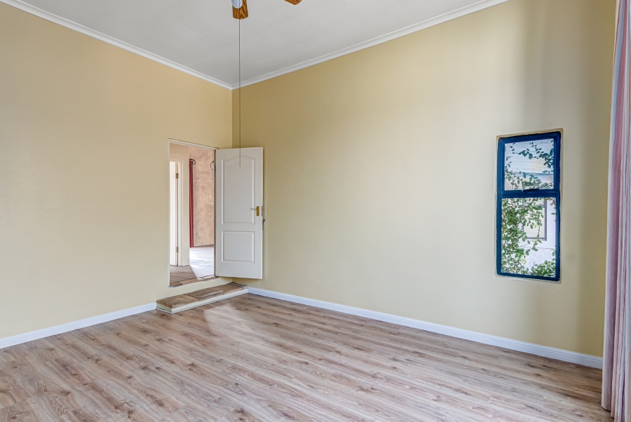 5 Bedroom Property for Sale in Kyalami Estates Gauteng