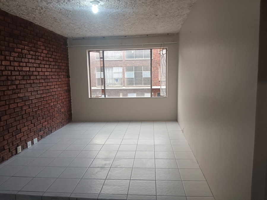 1 Bedroom Property for Sale in Pretoria West Gauteng