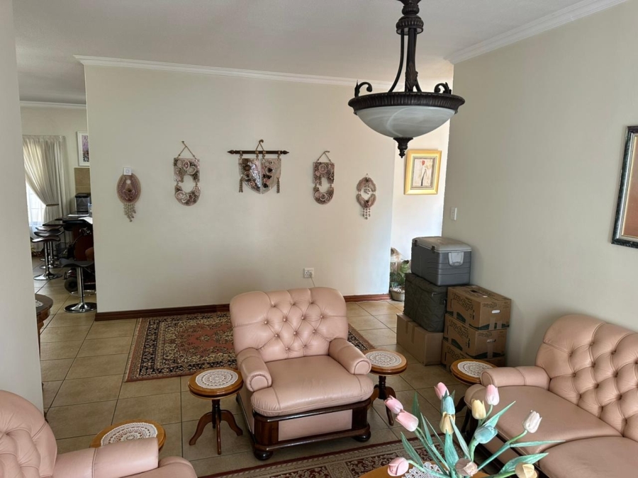 3 Bedroom Property for Sale in Midfield Estate Gauteng