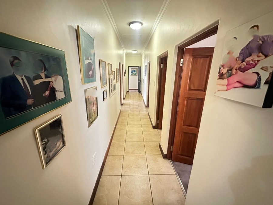 3 Bedroom Property for Sale in Midfield Estate Gauteng