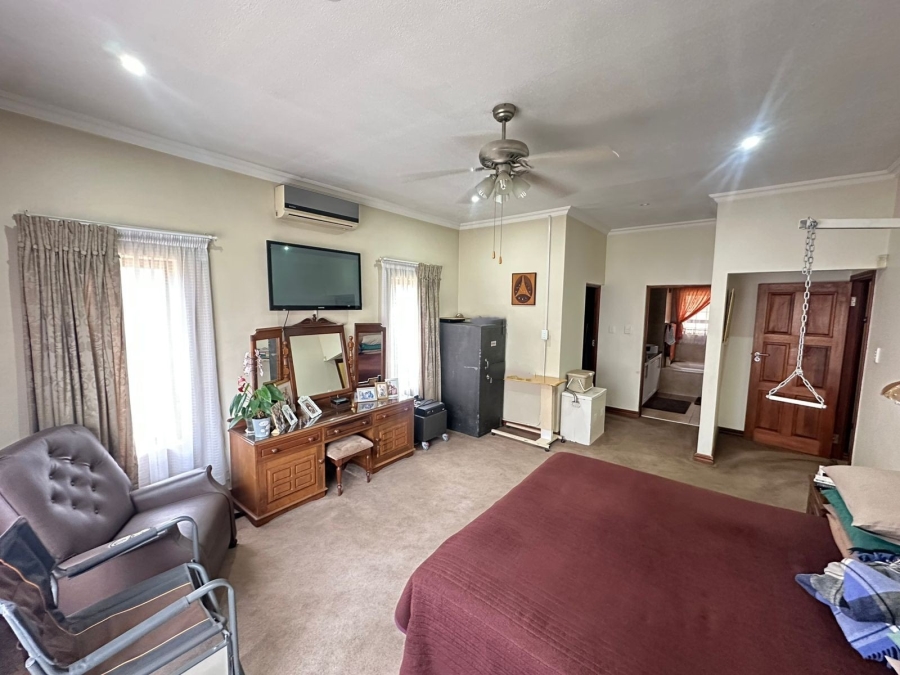 3 Bedroom Property for Sale in Midfield Estate Gauteng
