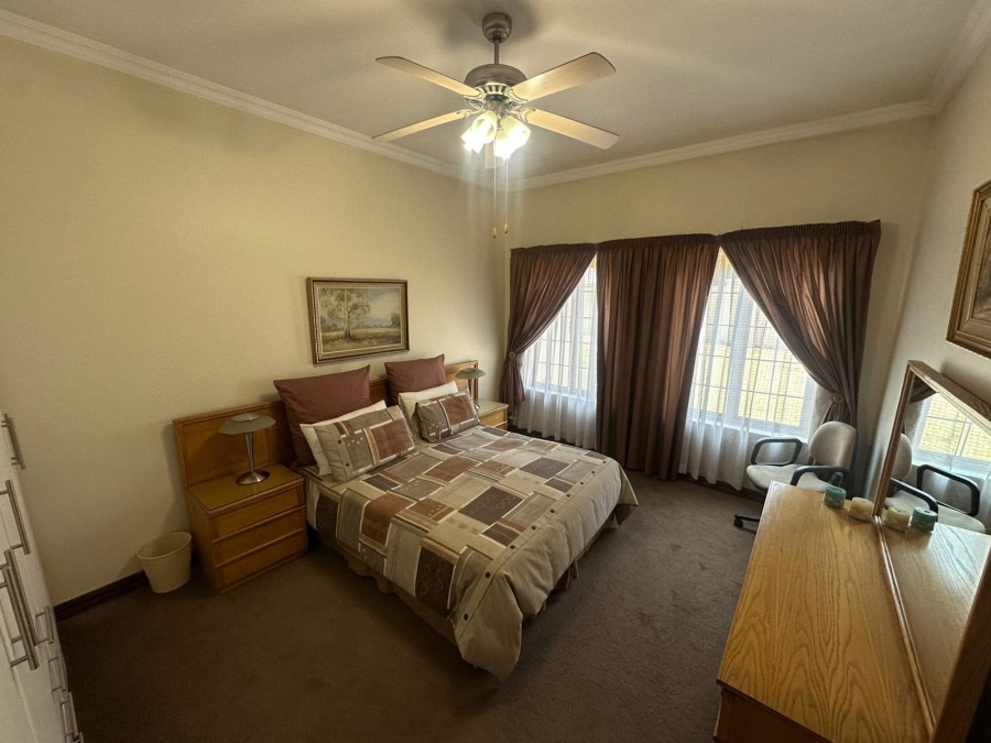 3 Bedroom Property for Sale in Midfield Estate Gauteng