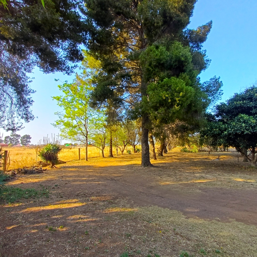 4 Bedroom Property for Sale in Nelsonia Gauteng