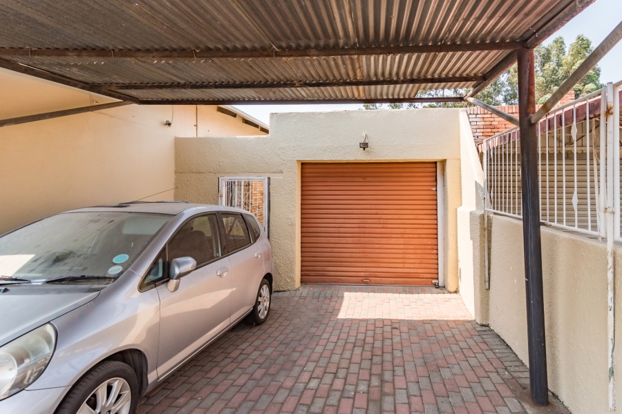 3 Bedroom Property for Sale in West Turffontein Gauteng