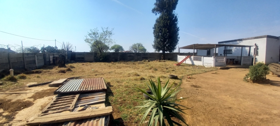 8 Bedroom Property for Sale in Withok Estate Gauteng