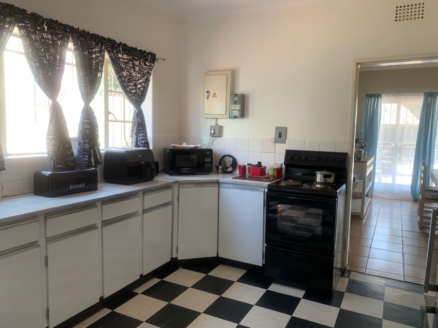 3 Bedroom Property for Sale in Hillshaven Gauteng
