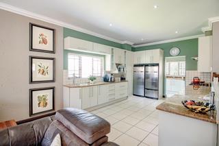 4 Bedroom Property for Sale in Leeuwfontein Gauteng