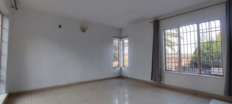3 Bedroom Property for Sale in Heuweloord Gauteng