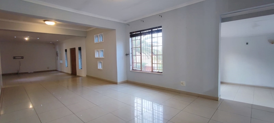 3 Bedroom Property for Sale in Heuweloord Gauteng