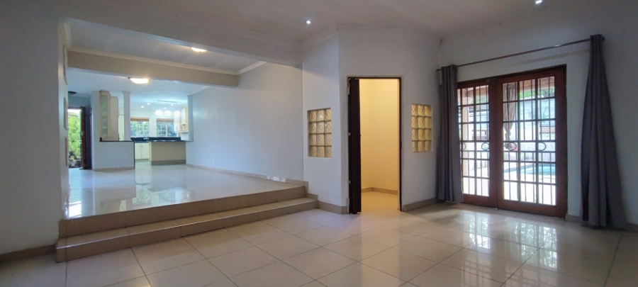 3 Bedroom Property for Sale in Heuweloord Gauteng