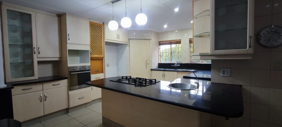 3 Bedroom Property for Sale in Heuweloord Gauteng
