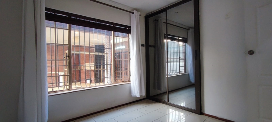 3 Bedroom Property for Sale in Heuweloord Gauteng
