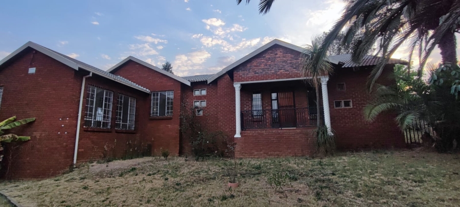 3 Bedroom Property for Sale in Heuweloord Gauteng