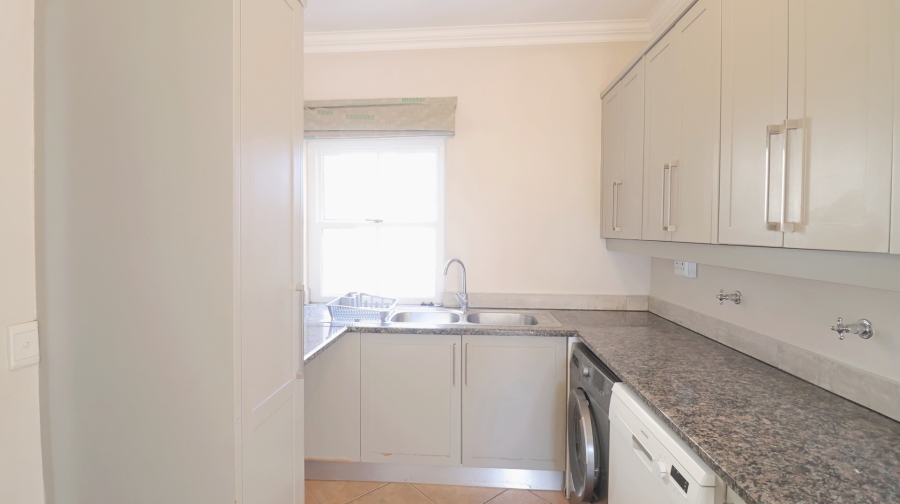 To Let 5 Bedroom Property for Rent in Dainfern Golf Estate Gauteng
