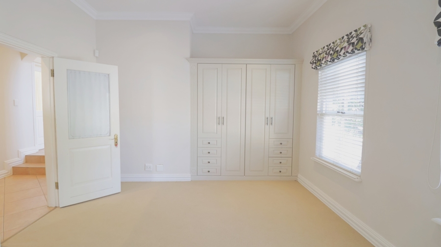 To Let 5 Bedroom Property for Rent in Dainfern Golf Estate Gauteng