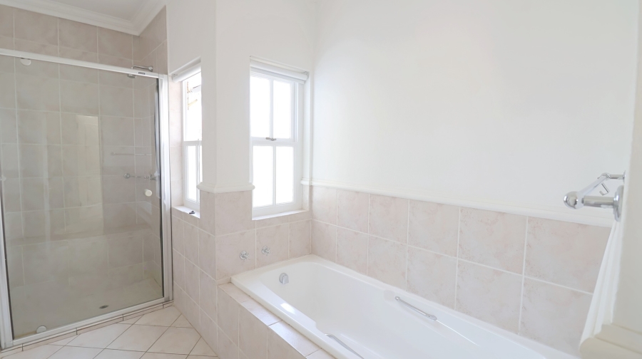 To Let 5 Bedroom Property for Rent in Dainfern Golf Estate Gauteng
