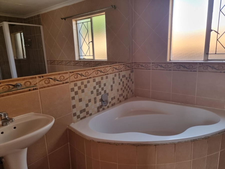 3 Bedroom Property for Sale in Clearwater Estate Gauteng