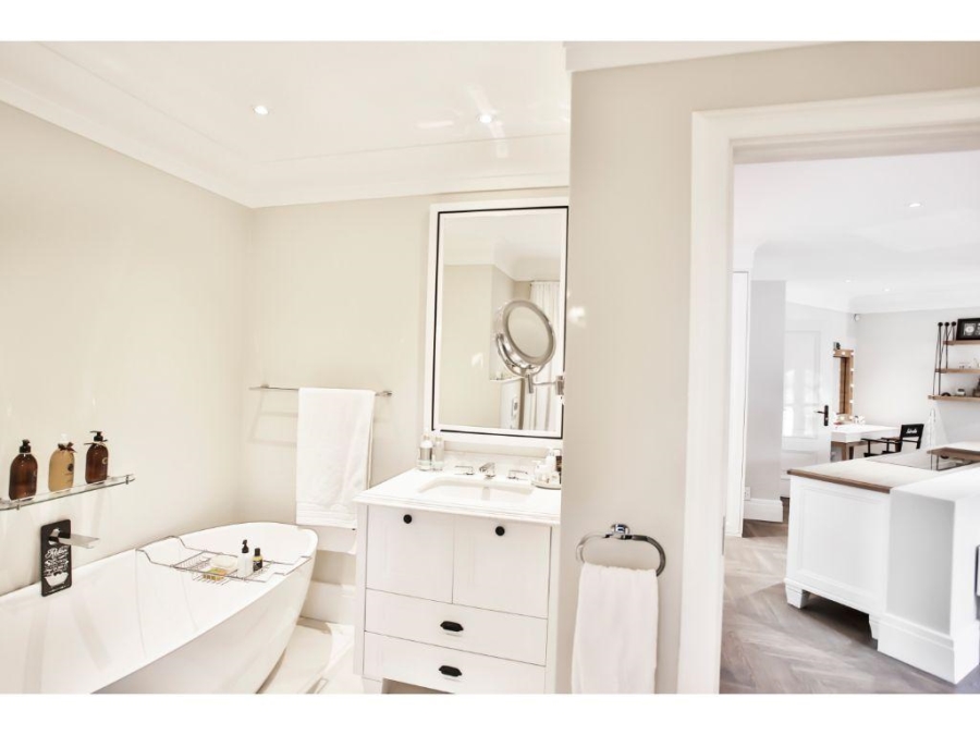 To Let 5 Bedroom Property for Rent in Bryanston Gauteng
