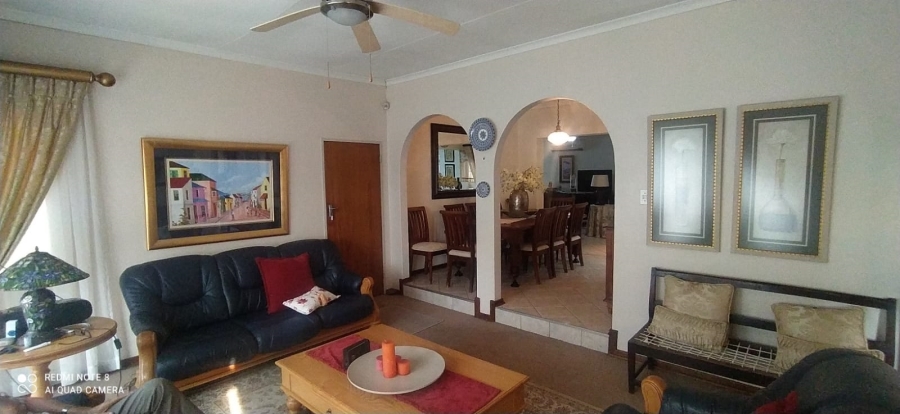 3 Bedroom Property for Sale in Magalieskruin Gauteng