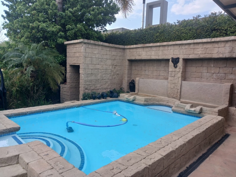 To Let 3 Bedroom Property for Rent in Fourways Gauteng