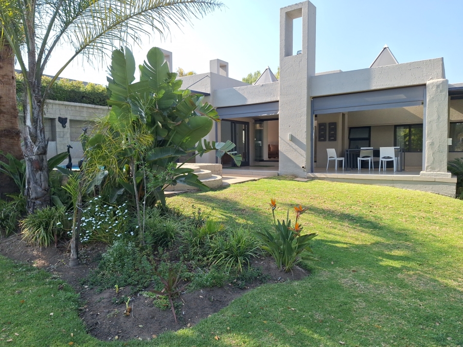 To Let 3 Bedroom Property for Rent in Fourways Gauteng