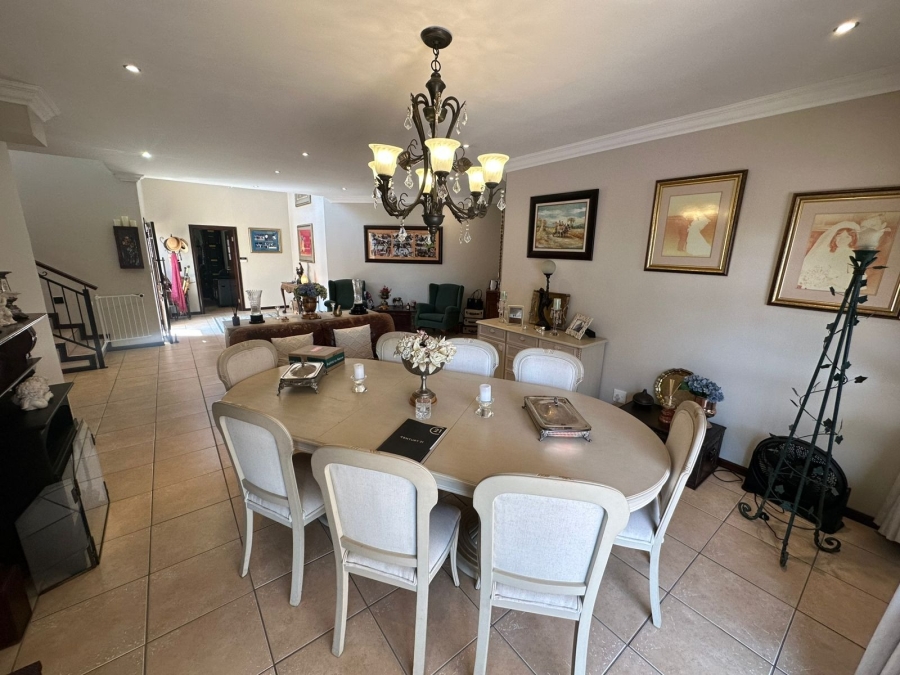 5 Bedroom Property for Sale in Midstream Estate Gauteng