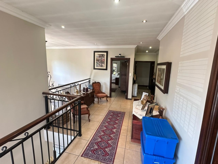 5 Bedroom Property for Sale in Midstream Estate Gauteng