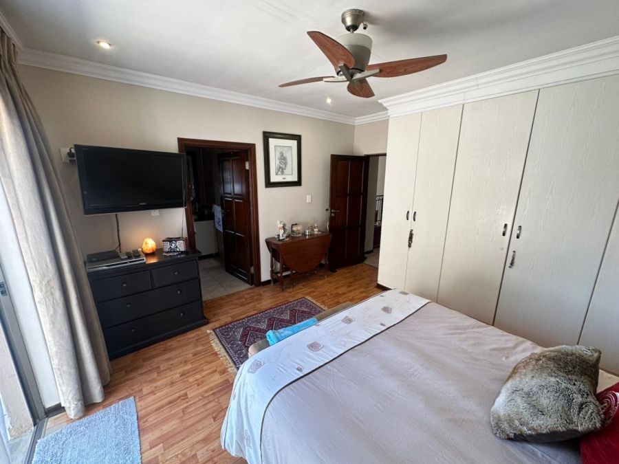 5 Bedroom Property for Sale in Midstream Estate Gauteng