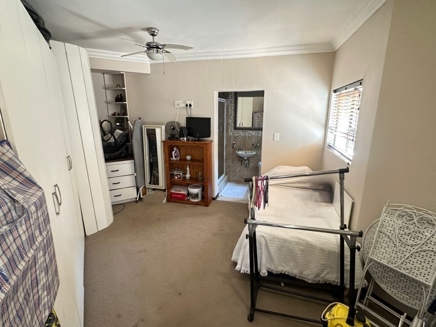 5 Bedroom Property for Sale in Midstream Estate Gauteng
