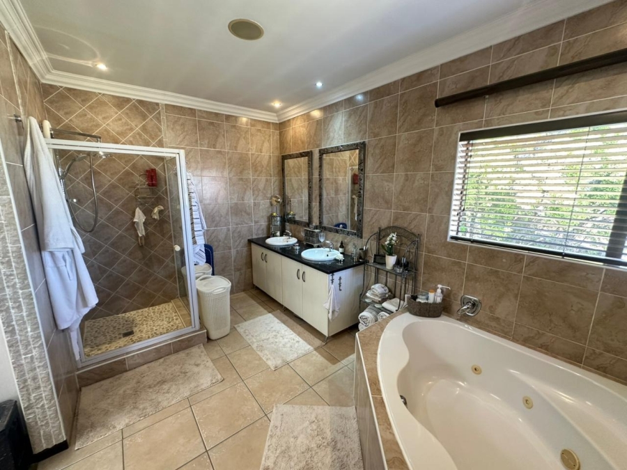 5 Bedroom Property for Sale in Midstream Estate Gauteng