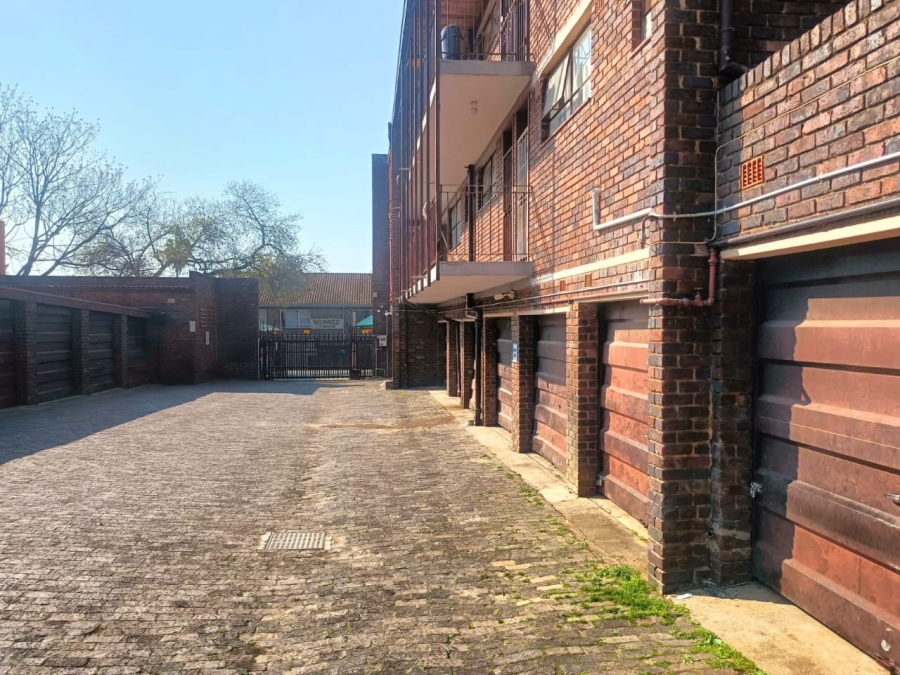 2 Bedroom Property for Sale in Windsor West Gauteng