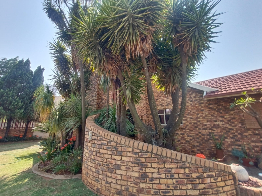 4 Bedroom Property for Sale in Vanderbijlpark SE Gauteng
