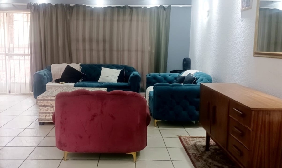 2 Bedroom Property for Sale in Windsor West Gauteng