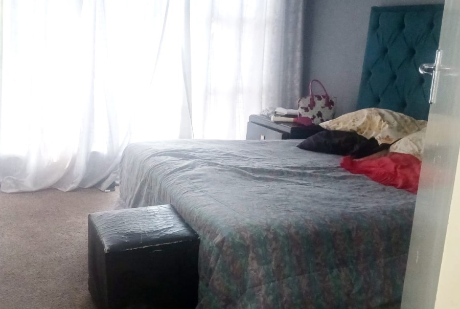 2 Bedroom Property for Sale in Windsor West Gauteng