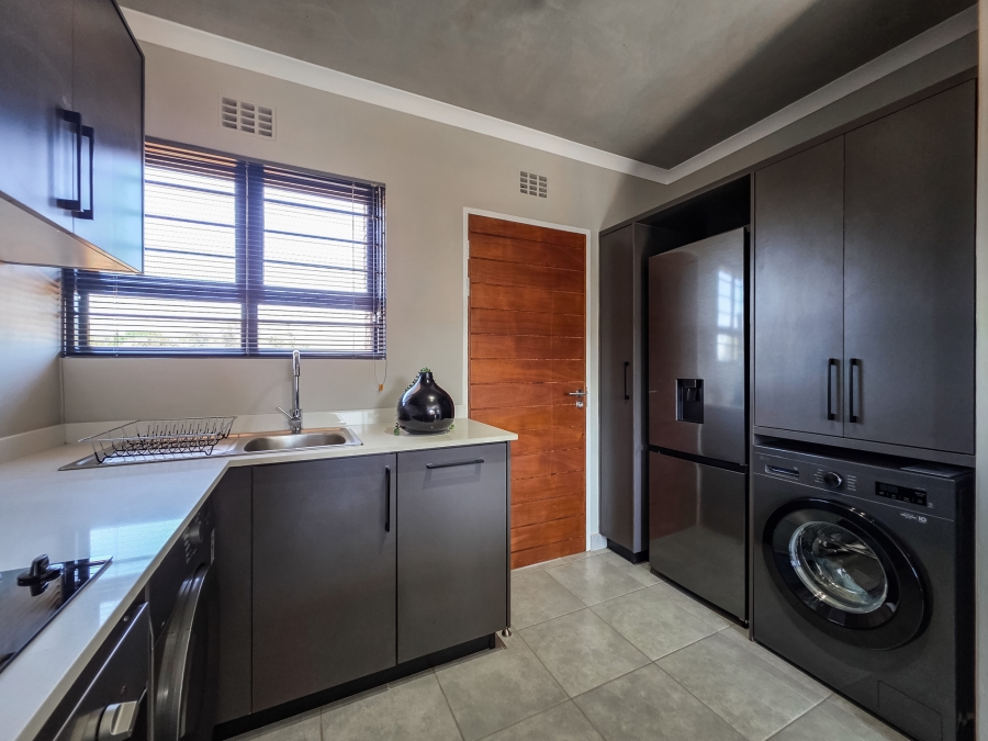 2 Bedroom Property for Sale in Sinoville Gauteng