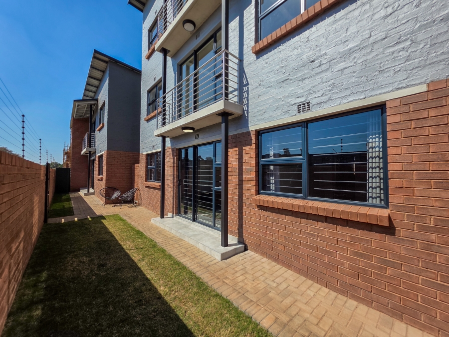 2 Bedroom Property for Sale in Sinoville Gauteng