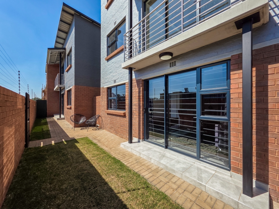 2 Bedroom Property for Sale in Sinoville Gauteng