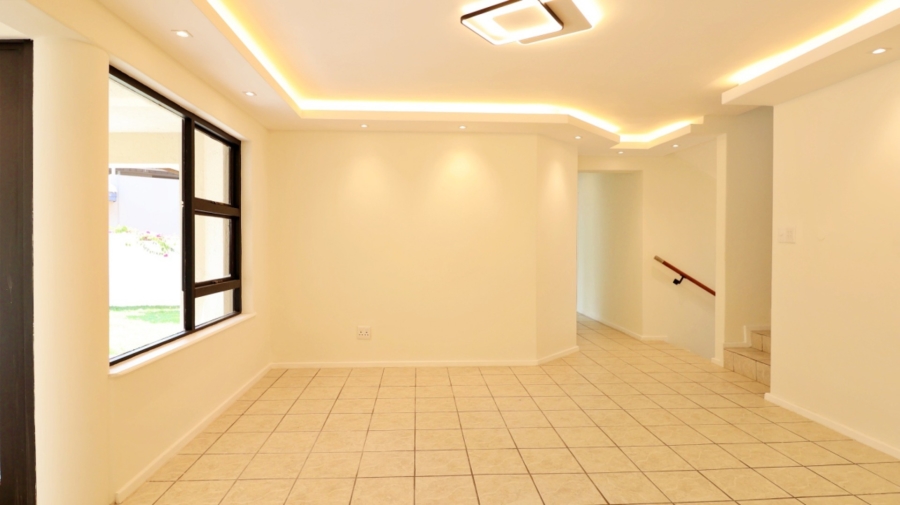 To Let 3 Bedroom Property for Rent in Dainfern Golf Estate Gauteng