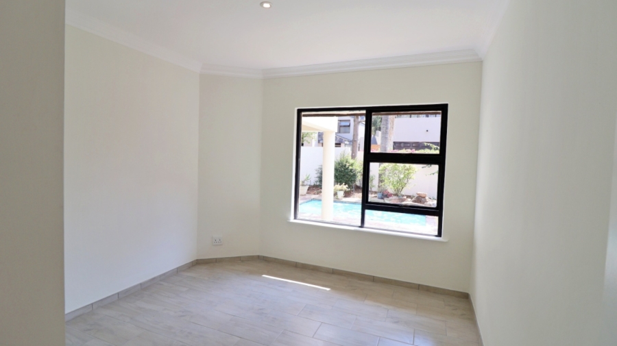 To Let 3 Bedroom Property for Rent in Dainfern Golf Estate Gauteng
