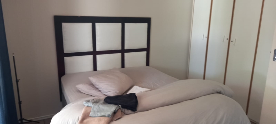 2 Bedroom Property for Sale in Sunninghill Gauteng