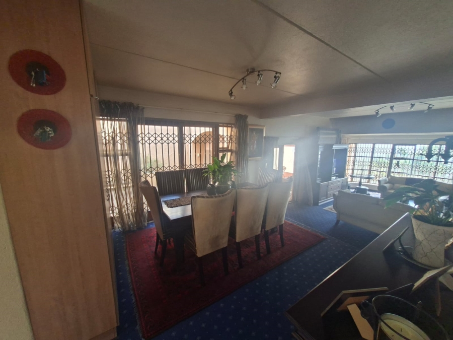 3 Bedroom Property for Sale in Wilro Park Gauteng